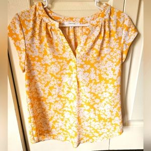 Yellow and white floral fun2fun small short sleeve blouse